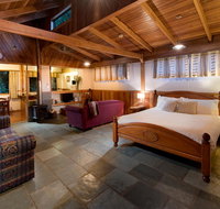 Sharlynn by the River - Australian Directory