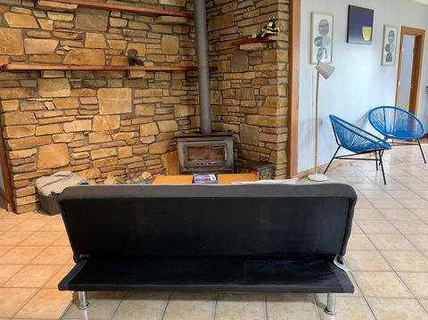 Beeâ€™s Place - 3 Bedroom Home On 10 Acres Of Land With Distant Ocean Views - Australian Directory 3