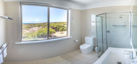 Hanson Bay Cabins - Australian Directory 8