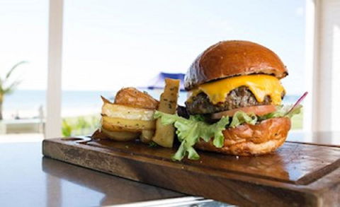 Beachfront Holiday Apartment To Rent For Short And Long Stays - Australian Directory 41