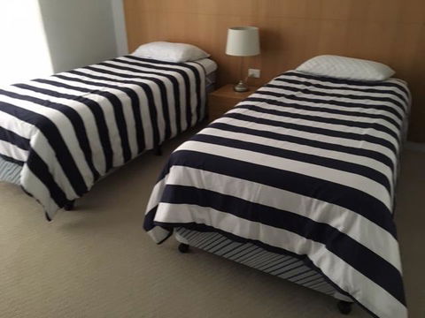 Beachfront Holiday Apartment To Rent For Short And Long Stays - Australian Directory 8