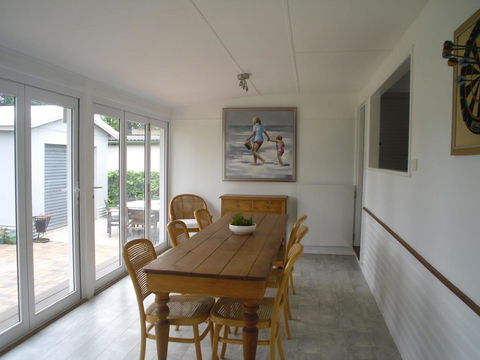 Hampton Cottage- Delightful Cottage Bring Your Dog! - Australian Directory 9