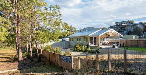 Adventure Bay Holiday Home - Australian Directory 1