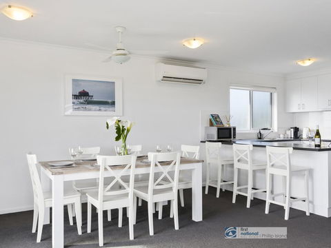 13 Seacombe Grove Ventnor - Australian Directory 2