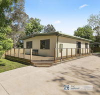 16 McKenzie Road - Australian Directory