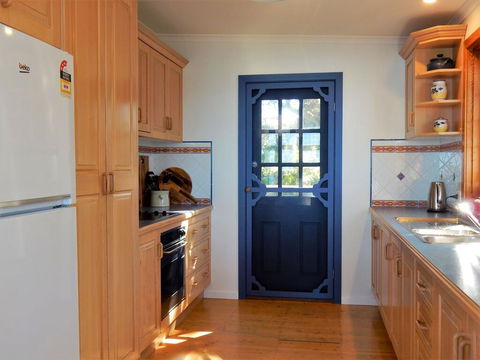 164 Mitchell Pde - Spectacular Views - Australian Directory 3