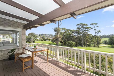 19 Buchan Street - Mollymooks Tee To Sea - Australian Directory 2