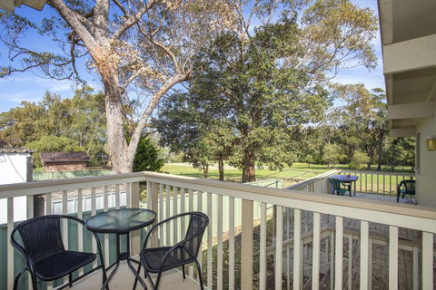 2/81 Clyde St - Villa De Golf At Mollymook - Australian Directory 1