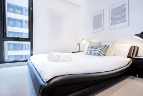 33, Cotton Cloud, LVL48@2BR2BTH Apt, Mel Cen, Freetram - Australian Directory 3