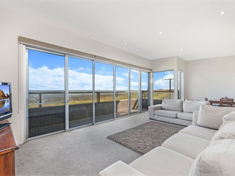 38 OCEANE - Australian Directory 3