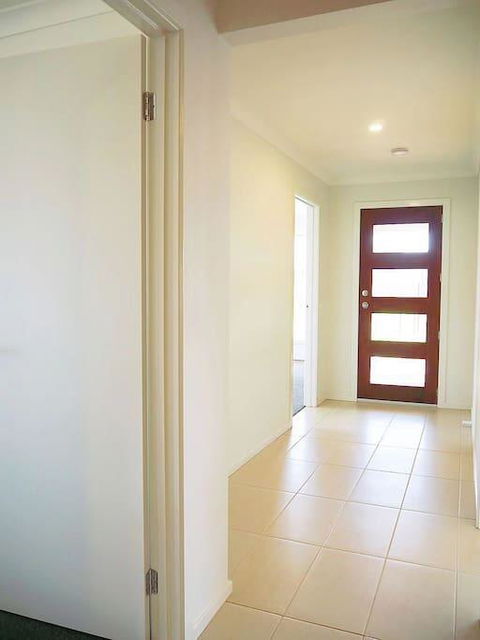 5Bed 2Bath Family House In Werribee - Australian Directory 3