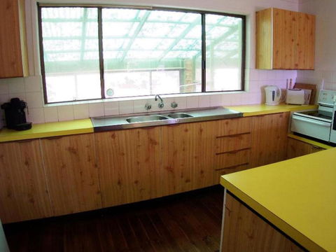 74 Ocean Parade - Australian Directory 1