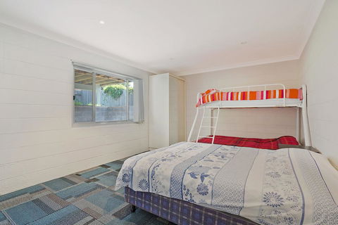 81 Dalmeny Drive - Beach House - Australian Directory 3
