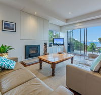 9 Charmandene on the Beach - Australian Directory