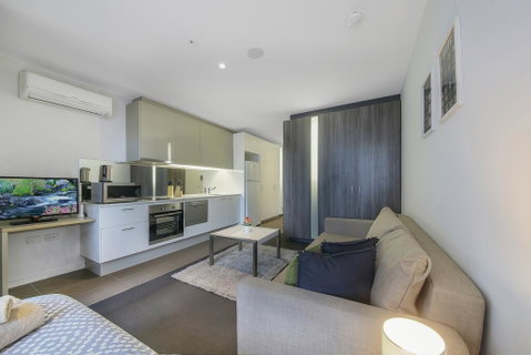 A Cozy & Comfy Studio Next To Southern Cross - Australian Directory 1