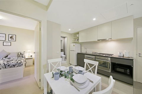 A Homely CBD Apt On Collins Near Southern Cross - Australian Directory 2