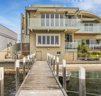 A Window on the Bay - Australian Directory