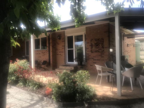 Acacia House - Central Healesville - Yarra Valley - Australian Directory 3