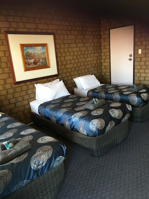 Airport Whyalla Motel - Australian Directory 2
