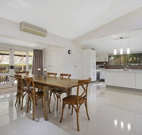Alinga Longa Residence 4 bedroom with pool - Australian Directory