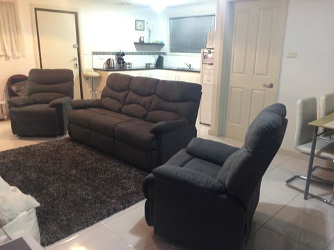 Altona Garden Retreat - Australian Directory 2