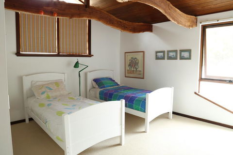 Anagama House & Studio - Australian Directory 2
