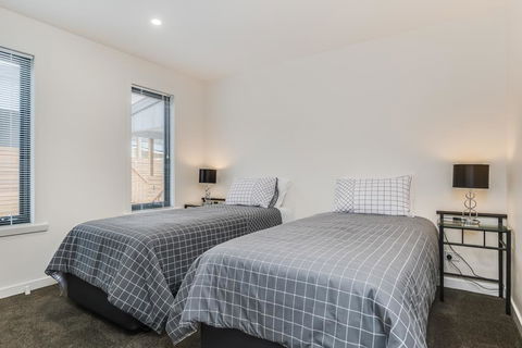 Apartments On Fraser Bicheno - Australian Directory 3