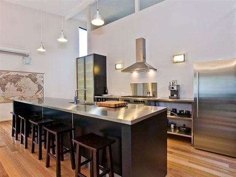 Architecturally Designed Beach House - Australian Directory 1