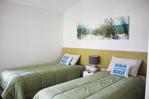 Asanti Agnes Water Surfing Beach - Australian Directory 0