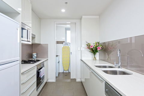 Astra Apartments North Sydney - Australian Directory 3