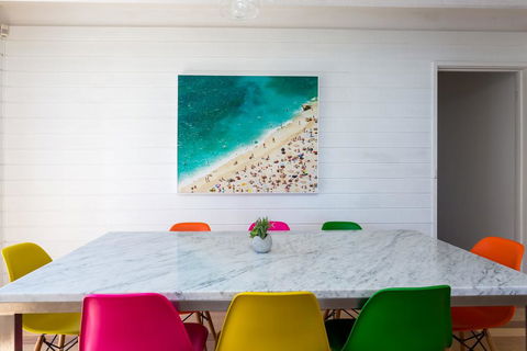 At Agnes Ave: Coastal Views - Australian Directory 1