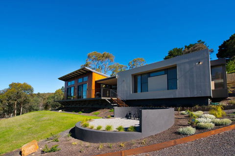 Aura House - Australian Directory 0