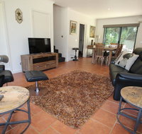 Avignon In Bright - Australian Directory