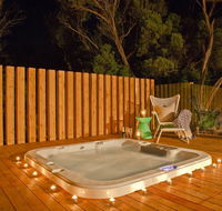 Azure Beach Retreat - Spa Luxury - Australian Directory
