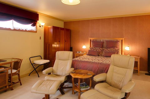 B & B At Winterbrook - Australian Directory 1