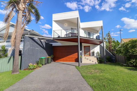 Bali St BeachHouse - Australian Directory 0
