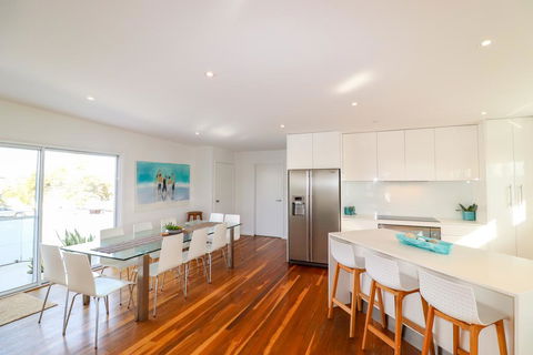 Bali St BeachHouse - Australian Directory 2
