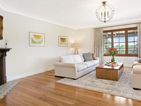 Ballogie Lodge - A Quality, Timeless Retreat - Australian Directory 2