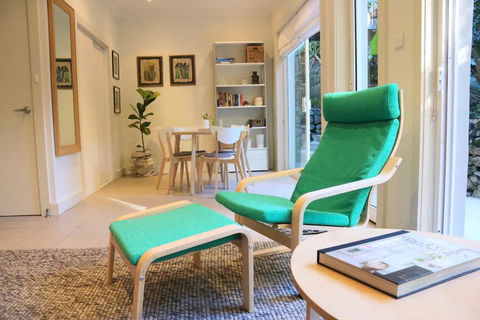 Balmoral Retreat A Garden Haven, 2 Min To Beach - Australian Directory 1