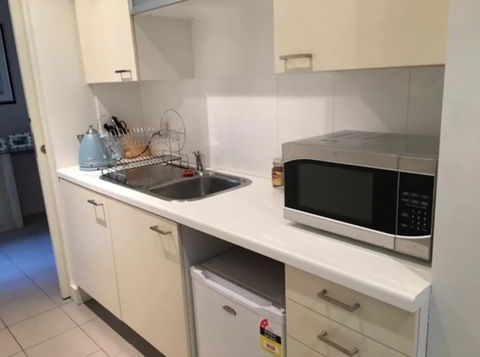 Balmoral Retreat A Garden Haven, 2 Min To Beach - Australian Directory 2