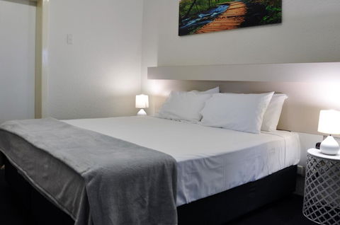 Balonne River Motor Inn - Australian Directory 3