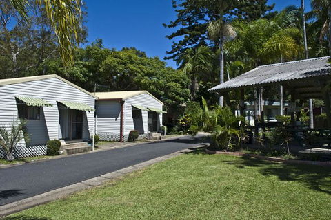 Banana Coast Caravan Park - Australian Directory 1