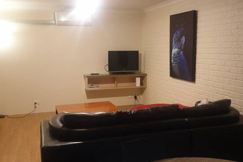 Bandicoot Retreat - Australian Directory 3
