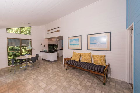Banksia - Australian Directory 1