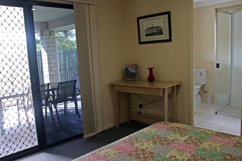 Banksia And Acacia Apartments - Australian Directory 3