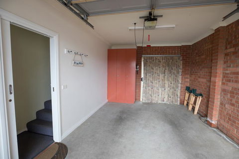 Banyan Place - Australian Directory 3