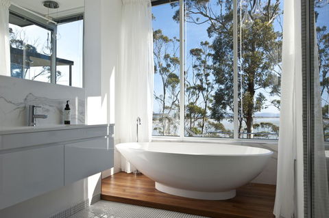 Baragoola Retreat - Australian Directory 2
