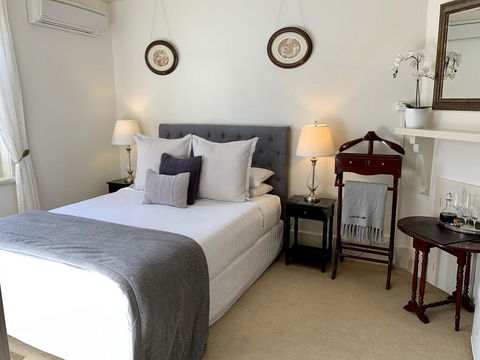 Barossa House - Australian Directory 1