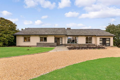 Barossa Idyll - Australian Directory 0