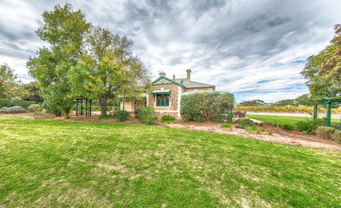 Barossa Vineyard Guesthouse - Australian Directory 1